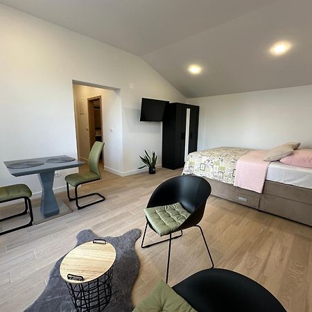 Apartmani "Mnm", Senj Senj  Buitenkant foto